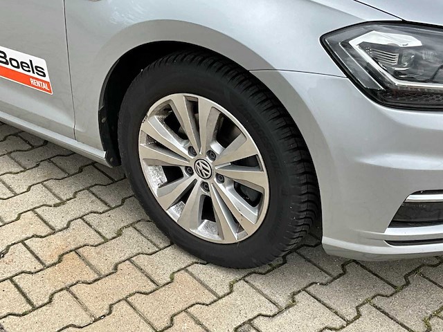 2020 volkswagen golf bluemotion 1.5 tsi cl bns personenauto - afbeelding 26 van  36