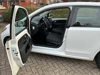 2020 volkswagen up! 1.0 bmt move up! personenauto - afbeelding 2 van  24