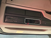 2020 volvo r410 lng trekker op lng (74112-3) - afbeelding 19 van  33