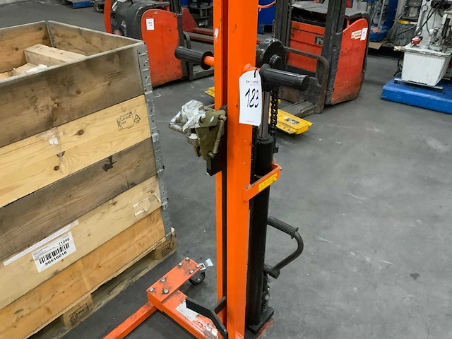 2020 wa30b hydraulische drum truck - afbeelding 2 van  4