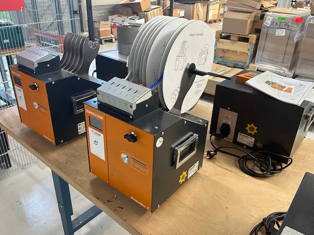 2020 weidmüller crimpfix r vario automatische kabel strip- en krimpmachine - afbeelding 8 van  8