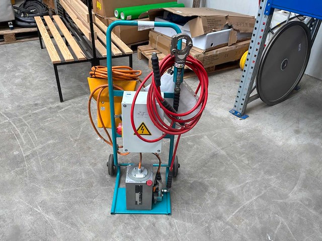 2020 weitkowitz sonder/400 elektrohydraulische persinstallatie - afbeelding 4 van  11