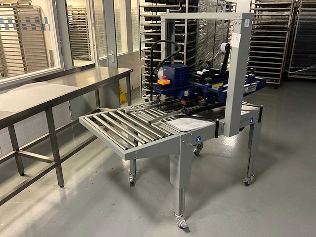 2020 youngsunpack mh fj 1d dozensluitmachine - afbeelding 1 van  7