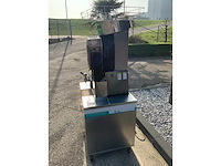 2020 zumex speed s+ sinaasappelpersmachine - afbeelding 12 van  14