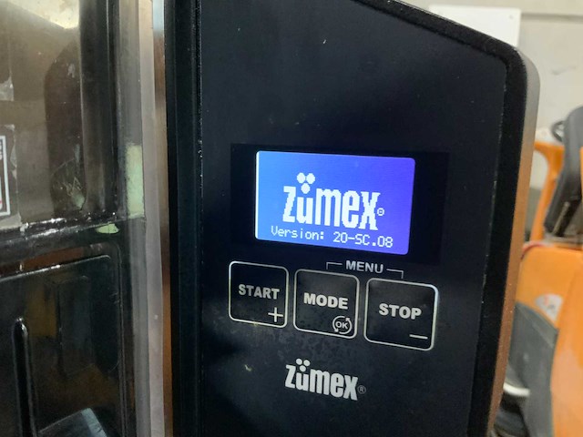 2020 zumex speed s+ sinaasappelpersmachine - afbeelding 3 van  9