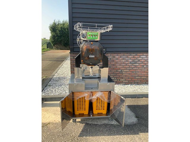 2020 zumex speed s+ sinaasappelpersmachine - afbeelding 7 van  9