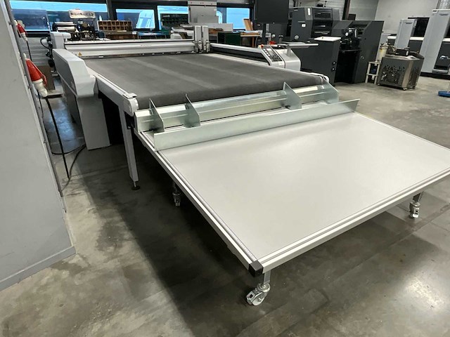 2020 zund s3 l-1200 flatbed cutter - afbeelding 3 van  31