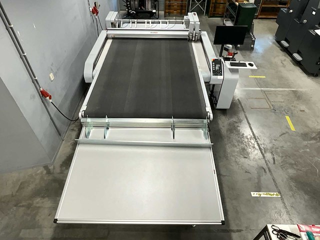 2020 zund s3 l-1200 flatbed cutter - afbeelding 4 van  31