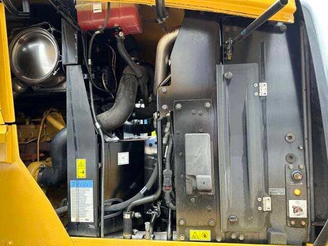 2021 - caterpillar - 914 - shovel - afbeelding 9 van  31