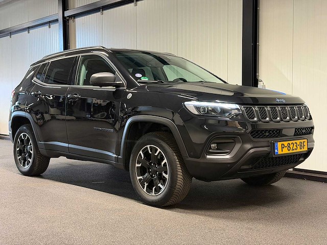 2021 - jeep - compass - 4xe 240 hyb. trailh. p-823-bf iaw - afbeelding 14 van  24