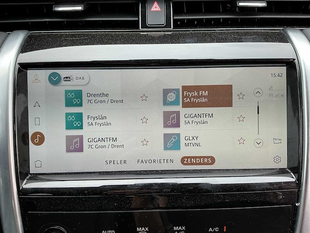 2021 - land rover - discovery sport - p300e 1.5 r-dynamic - personenauto - afbeelding 4 van  15
