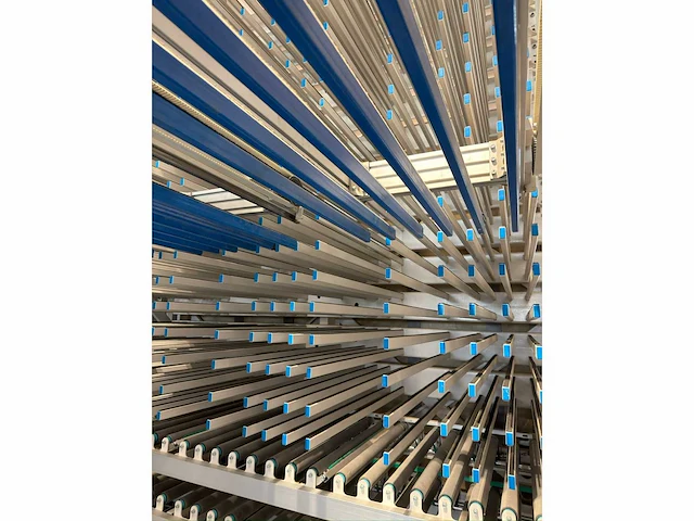 2021 - tekla - can-cam-srt 5000 - automatisch paneelbufferstation - afbeelding 16 van  20