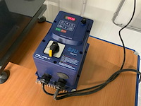 2021 - triltechniekshop ptl-40/40-25 vibreertafel met bonfiglioli frequentieregelaar - afbeelding 6 van  11