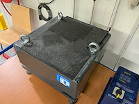 2021 - triltechniekshop ptl-40/40-25 vibreertafel met bonfiglioli frequentieregelaar - afbeelding 2 van  11