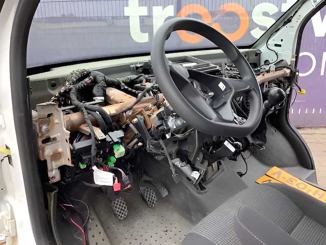 2021 - volkswagen - transporter - 2.0 tdi l2h1 - bedrijfswagen - afbeelding 9 van  10