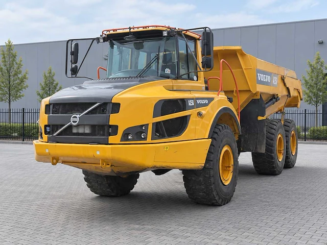 2021 - volvo - a25g - dumper truck - afbeelding 1 van  31