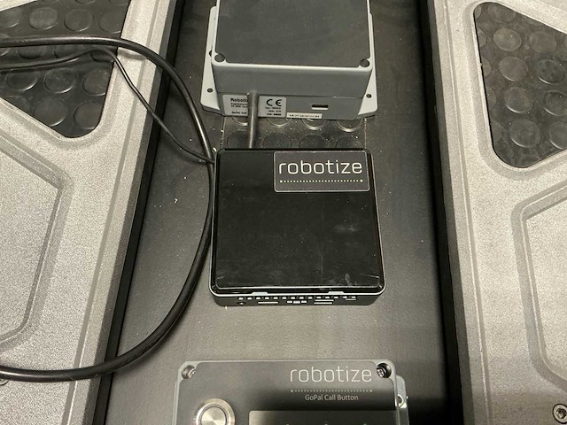2021 2 stuks robotize gopal e24 industriële robot met laadstation - afbeelding 16 van  33