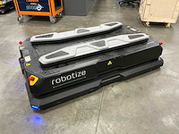 2021 2 stuks robotize gopal e24 industriële robot met laadstation - afbeelding 1 van  4