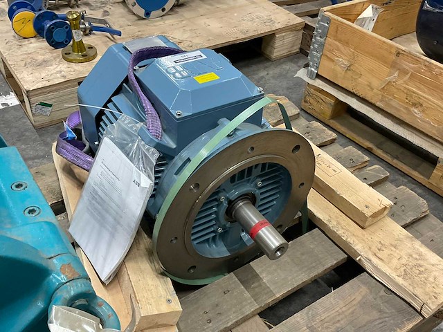 2021 abb m3aa 160mla 2 elektromotor - afbeelding 3 van  5