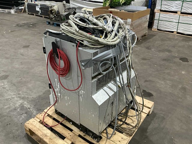 2021 abb robotbesturing - afbeelding 11 van  13