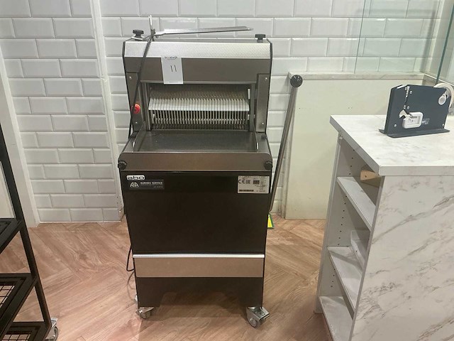 2021 abo de luxe 3 450/11 broodsnijmachine - afbeelding 2 van  4