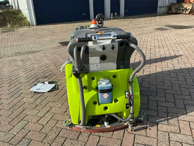 2021 adlatus cr700 schoonmaakrobot - afbeelding 4 van  12