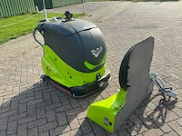 2021 adlatus cr700 schoonmaakrobot - afbeelding 6 van  12