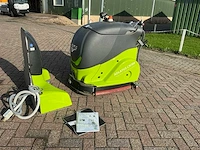 2021 adlatus cr700 schoonmaakrobot