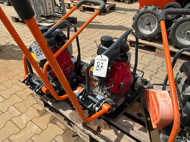 2021 altrad / belle lc3228 compacte trilplaat - afbeelding 4 van  5