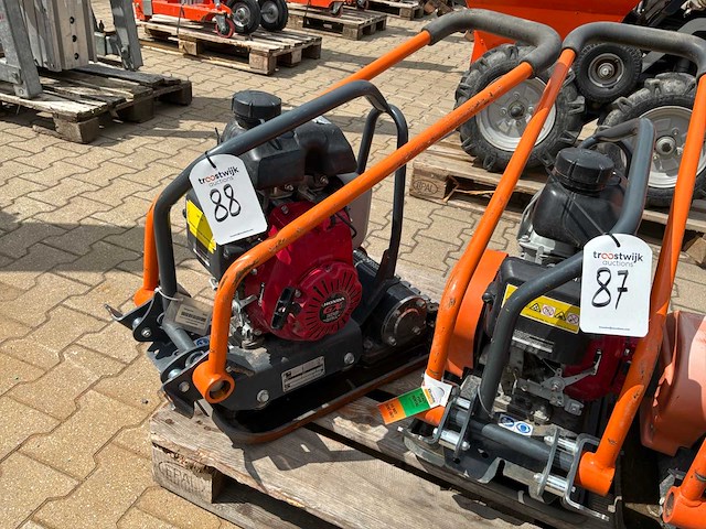 2021 altrad / belle lc3228 compacte trilplaat - afbeelding 1 van  8
