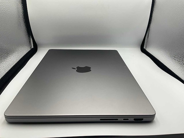 2021 apple macbook pro a2442 m1 14 inch laptop - afbeelding 6 van  9