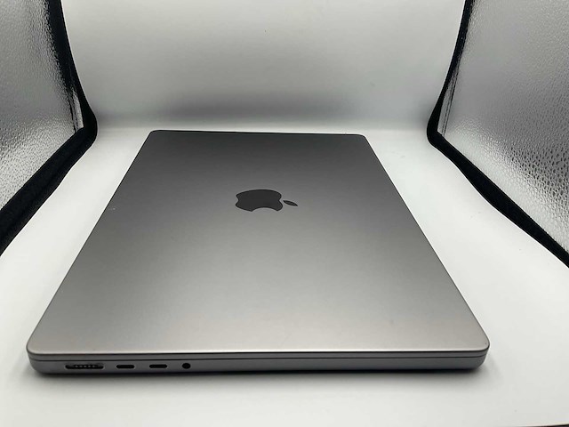 2021 apple macbook pro a2442 m1 14 inch laptop - afbeelding 7 van  9