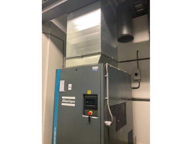 2021 atlas copco ga45vsd+ff schroefcompressor en olieafscheider - afbeelding 5 van  10