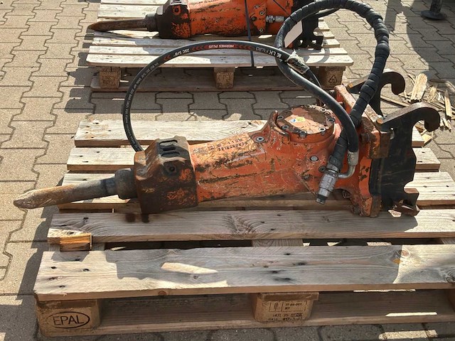 2021 atlas copco sb152 hydraulische breekhamer - afbeelding 2 van  7