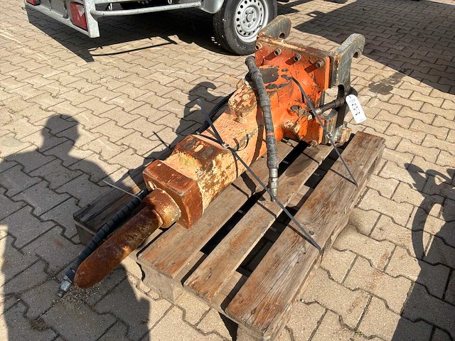 2021 atlas copco sb302 hydraulische breekhamer - afbeelding 3 van  8