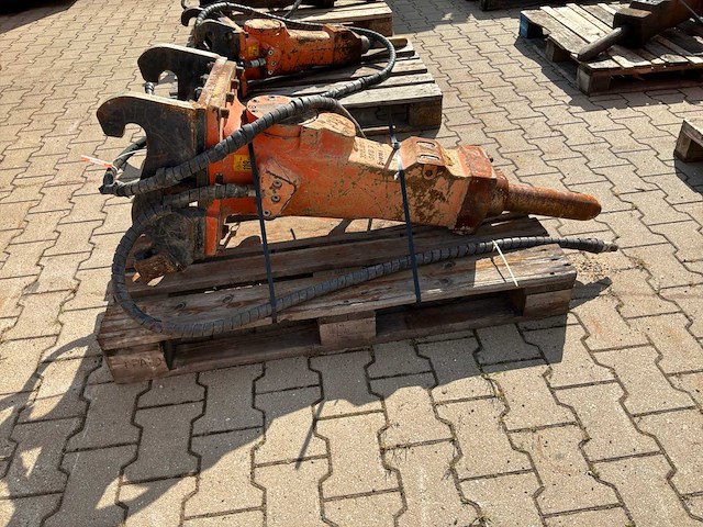 2021 atlas copco sb302 hydraulische breekhamer - afbeelding 8 van  8