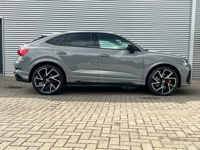 2021 audi rsq3 sportback tfsi rs personenauto - afbeelding 19 van  24