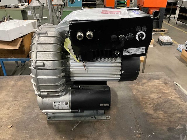 2021 becker sv 7.190/1-400 vacuümpomp - afbeelding 3 van  5