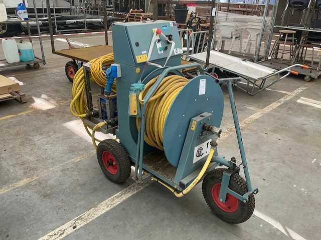 2021 berg 7251.35.7002 watergeefmachine - afbeelding 7 van  14