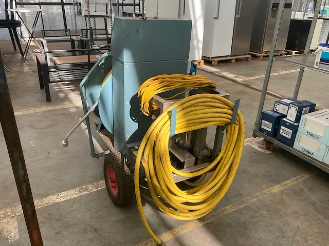 2021 berg 7251.35.7002 watergeefmachine - afbeelding 9 van  14