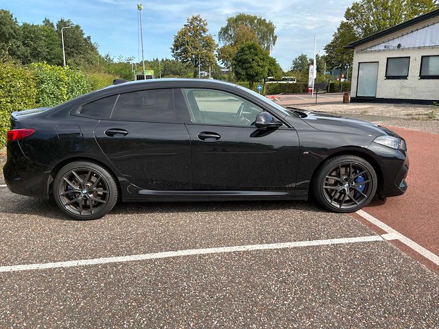 2021 bmw m235i x-drive grandcoupe personenauto - afbeelding 32 van  35