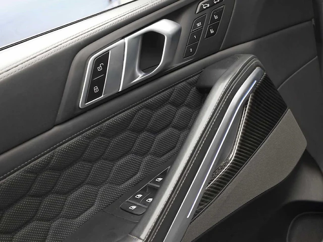 2021 bmw x6 m competition (full options) personenauto - afbeelding 8 van  13