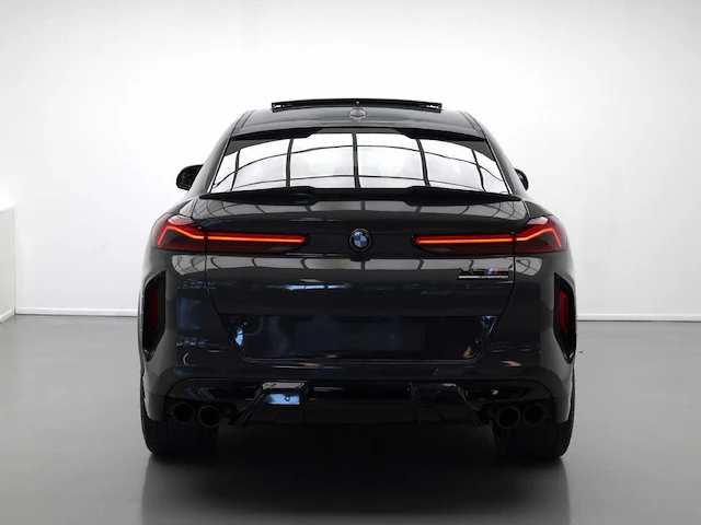 2021 bmw x6 m competition (full options) personenauto - afbeelding 11 van  13
