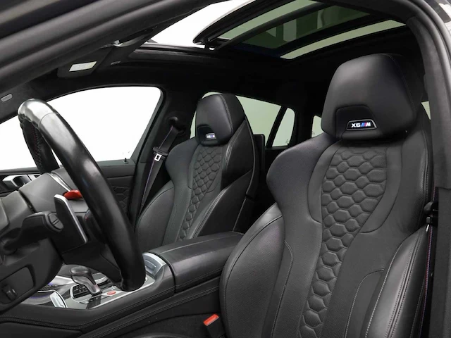 2021 bmw x6 m competition (full options) personenauto - afbeelding 12 van  13