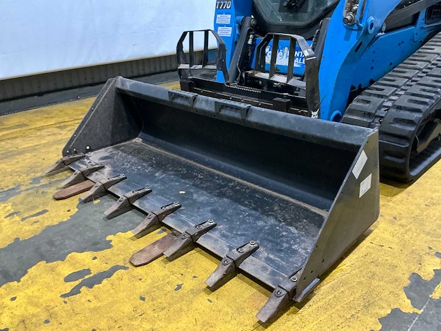 2021 bobcat t770 schranklader - afbeelding 2 van  11