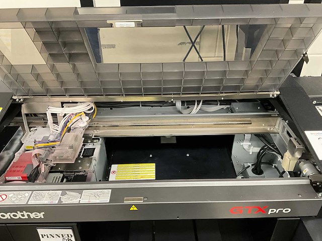 2021 brother gtx-423 textieldrukmachine - afbeelding 13 van  13