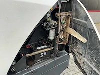 2021 bucher c202 straatveegmachine - afbeelding 32 van  39