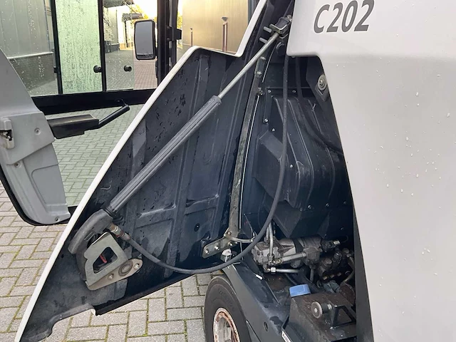 2021 bucher c202 straatveegmachine - afbeelding 33 van  39