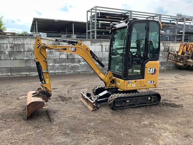2021 caterpillar 301.8 minigraafmachine - afbeelding 1 van  46