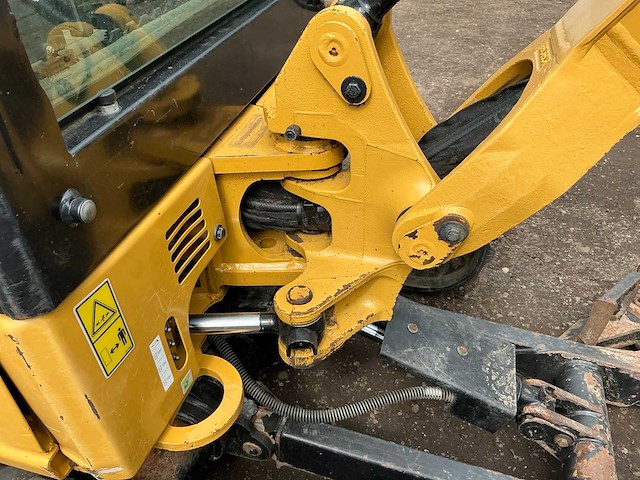 2021 caterpillar 301.8 minigraafmachine - afbeelding 16 van  46